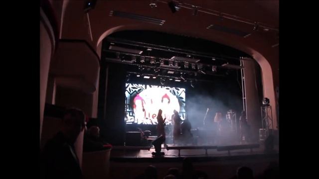 В Днепре открылся 2 фестиваль кабаре "Большая сходка"