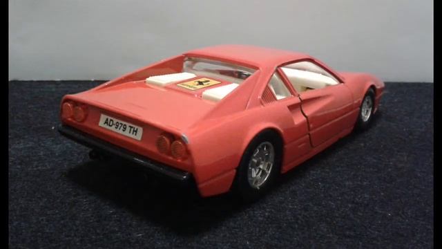 MODELLISMO - Ferrari 308 GTB [Bburago 1/24]