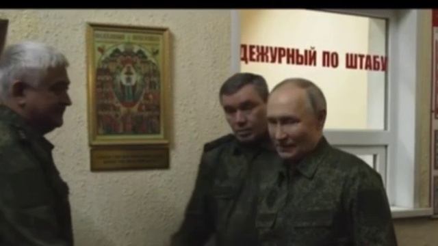 ❗️Владимир Путин появился в военной форме в пункте управления курской группировкой войск