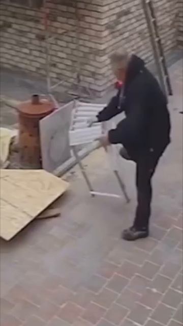 Это был явно не его день😁😁😁