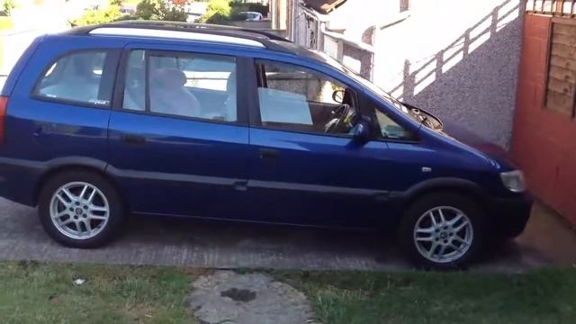 Zafira A 2002 Comfort Closing