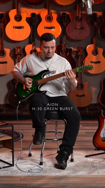 Мощный рифф на электрогитаре Aion H-30