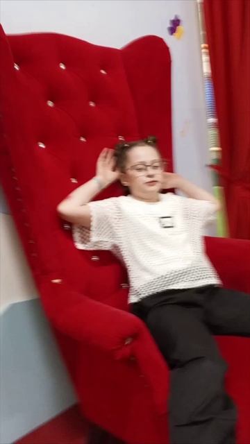 я твоя королева. 😎