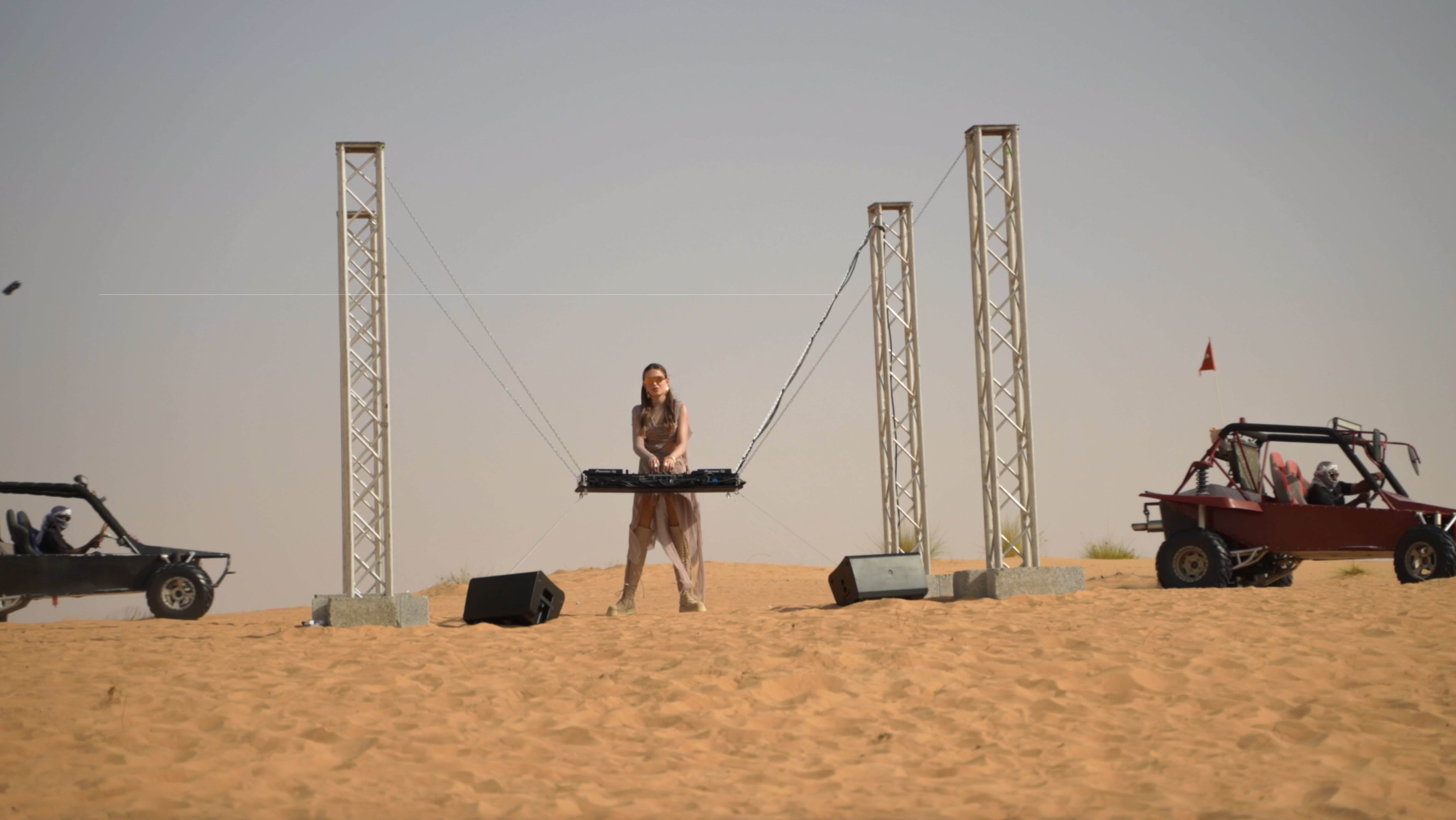 DJ ARTA MUSIC SET DUBAI DESERT 🐪🏜️ // DJ ARTA МУЗЫКАЛЬНЫЙ СЕТ В ПУСТЫНЕ ДУБАЯ