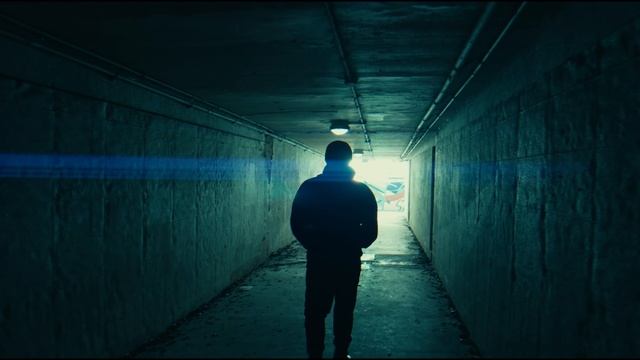 iPhone 16 Pro Max - Anamorphic - Cinematic Video   Apple Log #iphone16promax #cinematicvideo