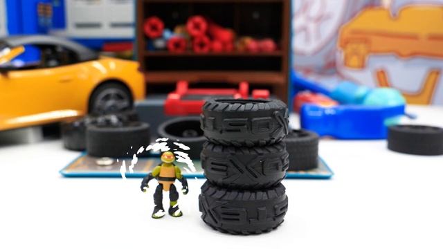 Видео игры битвы - Черепашки Ниндзя уменьшились! - Игрушки для детей Ninja Turtles