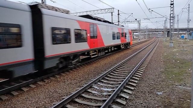 11 марта Электропоезд Ласточка ЭС2Г-007 Сообщением Тосно-Санкт-Петербург Прибывает на станциюОбухово