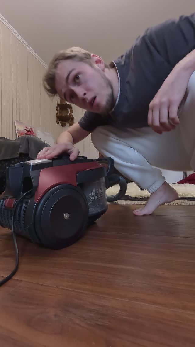 Худший пылесос!