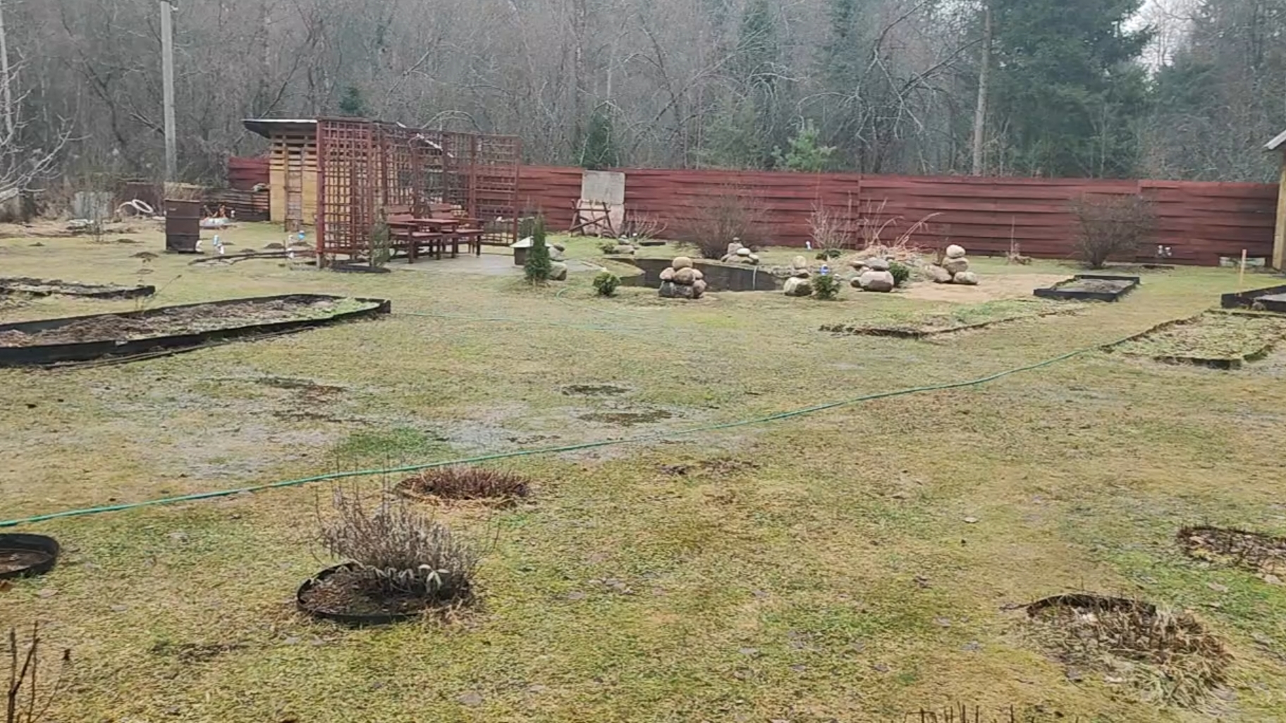 Первая поездка на дачу после зимы.