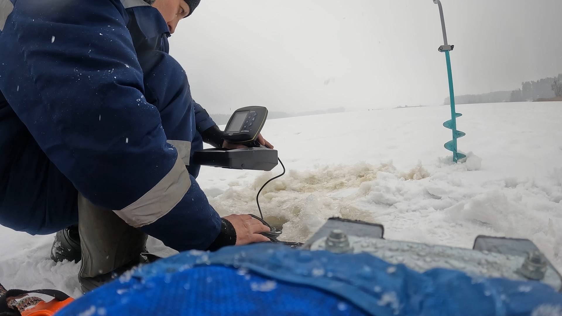 Последняя рыбалка на льду в этом году (весенняя)🐟🐟🐟