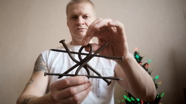 Новая фигура из гвоздей