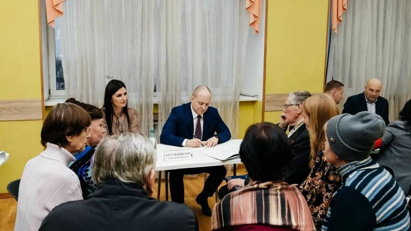 62 человека посетили приём населения в формате "выездная Администрация" в Красноармейске