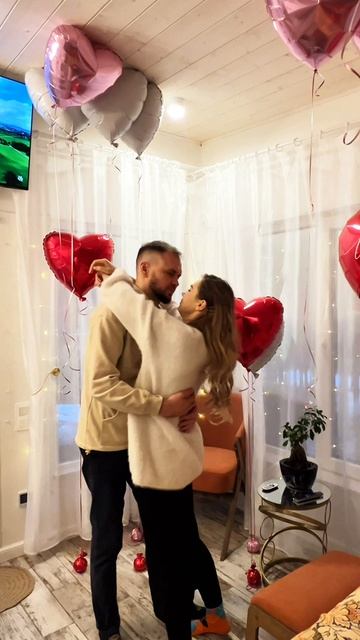 Отметить годовщину свадьбы или отношений в ELKINO.life