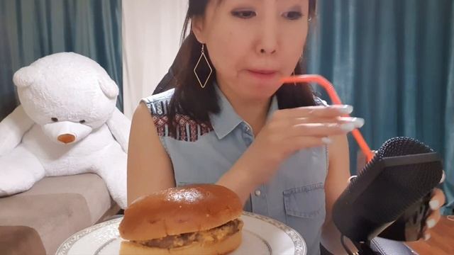 АСМР/Мукбанг/Бургер🍔/ASMR/Mukbang/Hamburger🍔