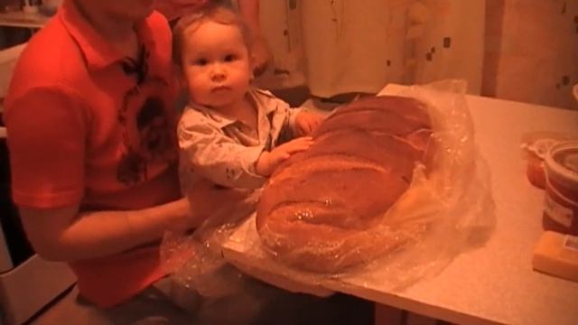 Гигантский хлеб из АШАНА
