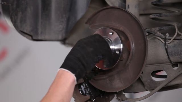 VOLKSWAGEN POLO 4 Hátsó kerékcsapágy csere ÚTMUTATÓ | AUTODOC