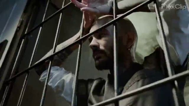 Насилующие взгляды мужиков!