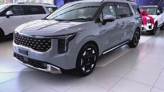 KIA Carnival 2025 - Интерьер и Экстерьер
