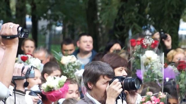 Жириновский.В.В.на открытия 2 сентября. Школа 914