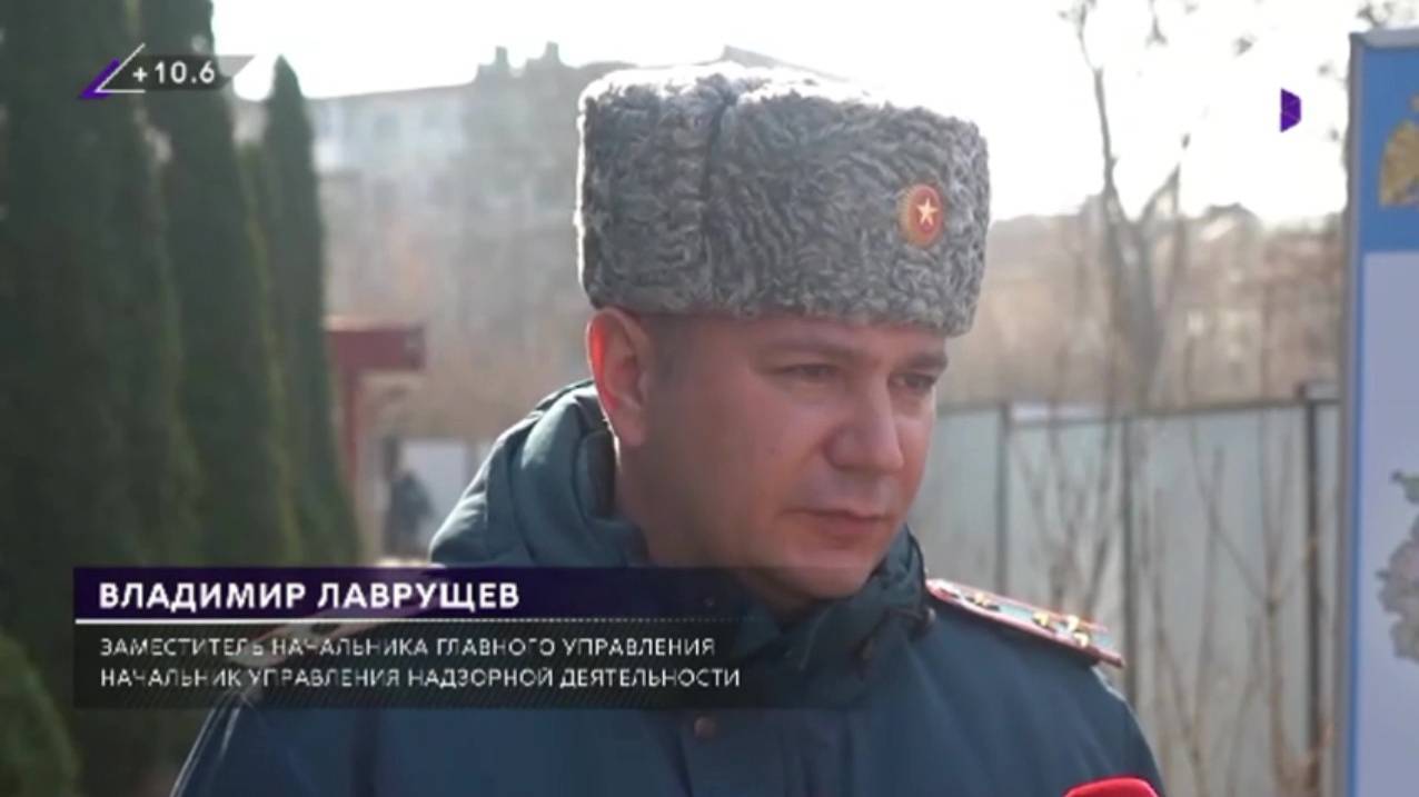 Сотрудники МЧС напомнили жителям региона, что поджигать сухую траву запрещено