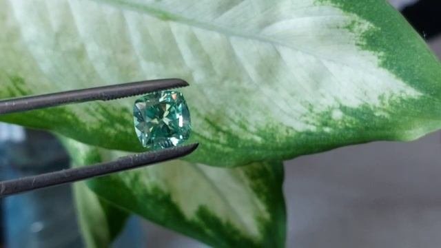 Муассанит  кушон 4.06ct   VVS1    9.90 Mm