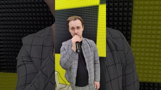 Киселев Руслан исполняет Hammali & navai - птичка