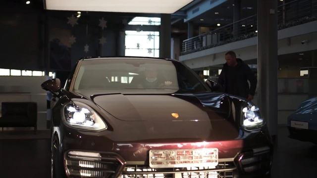 Porsche Panamera 4