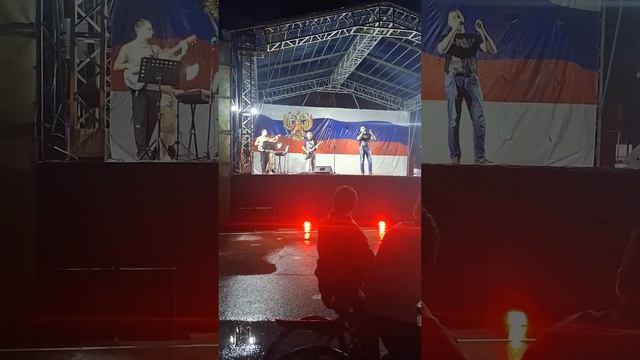 В этом мире всё для нас