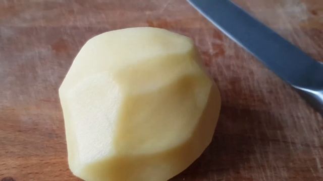 Тушеный картофель с мясом. Очень вкусный обед для всей семьи🍲