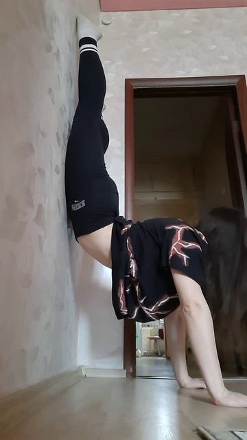 стойка на руках