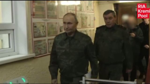 ❗️Президент России в камуфляже посетил пункт управления Курской группировкой войск.