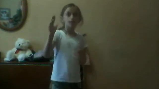Я танцую под песню( 1часть)