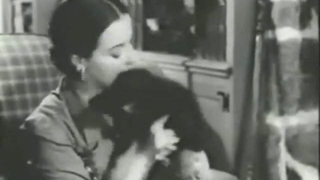 CESAR ROMERO \   At His Home (1941)