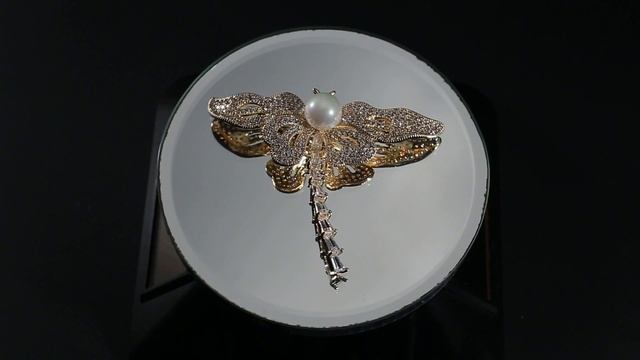 Fashion Golden Dragonfly