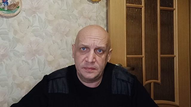 охранник музея