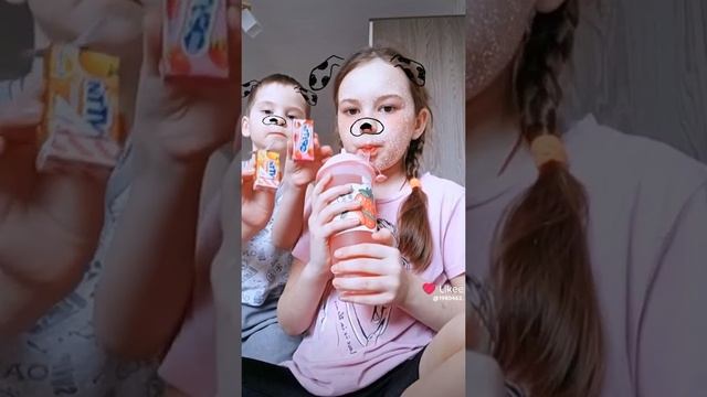Like_7474195964783936666.mp4