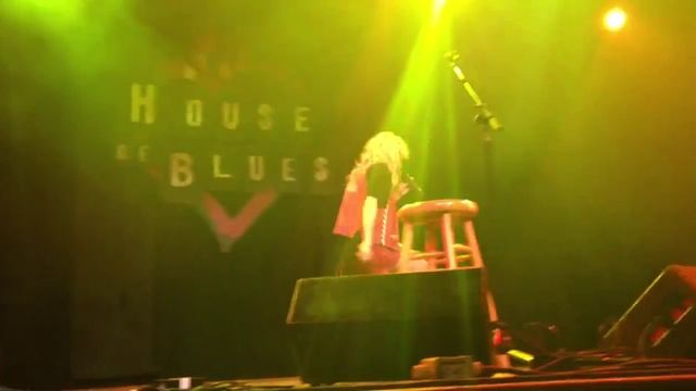 Rita Ora - How We Do (Party & Bullshit) Live