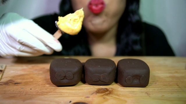 ASMR | Dove Dark Chocolate Mango Sorbet Bars *CRUNCHY EATING SOUNDS* NO TALKING