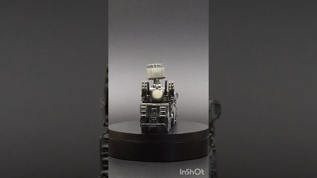 Модель ЗРПК «Панцирь-С1» от компании «Звезда» в масштабе 1:72