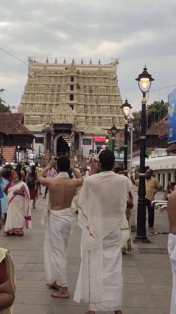 #trivandrum#padmanabhaswamytemple#positiveenergy#ulsavam#temple#richtemple#shorts