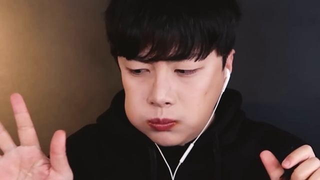 SUB)야들야들한 통삼겹 김치찜 먹방 🌶 (ft. 통스팸, 계란후라이) Braised Kimchi Pork Belly Mukbang :)