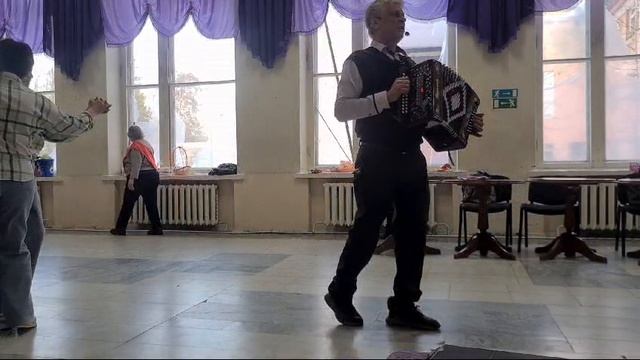 Ах как сердцу хочется.