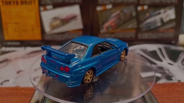 Nissan skyline GT-R tomica premium unlimited 16:4