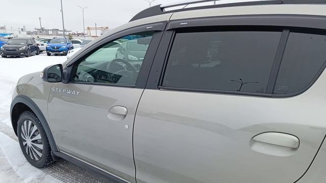 Renault Sandero 1.6 л Бензин МКПП (102 л.с.) 2015