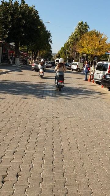 По Фетхие на скутере в ноябре, жара! 💖 🛵💨💨💨