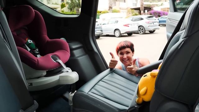 Игры для детей на пляже – спасаем краба! Видео для малышей с игрушками Капуки Кануки