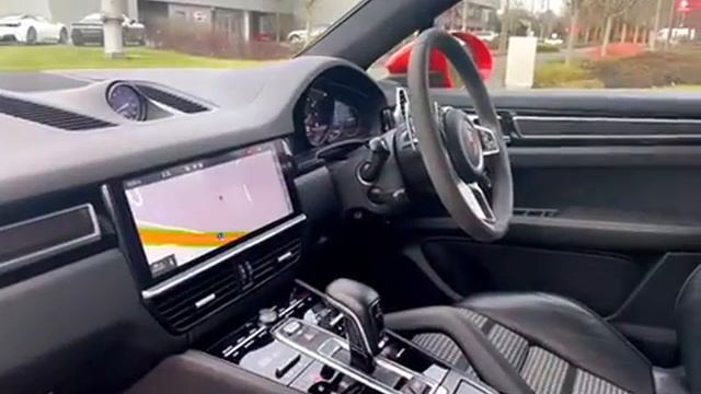 Cayenne E-Hybrid Coupe | Lava Orange | 20 Plate