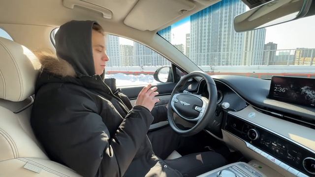 Когда ты на Genesis GV70, тебе вслед оборачиваются даже BMW-шники!