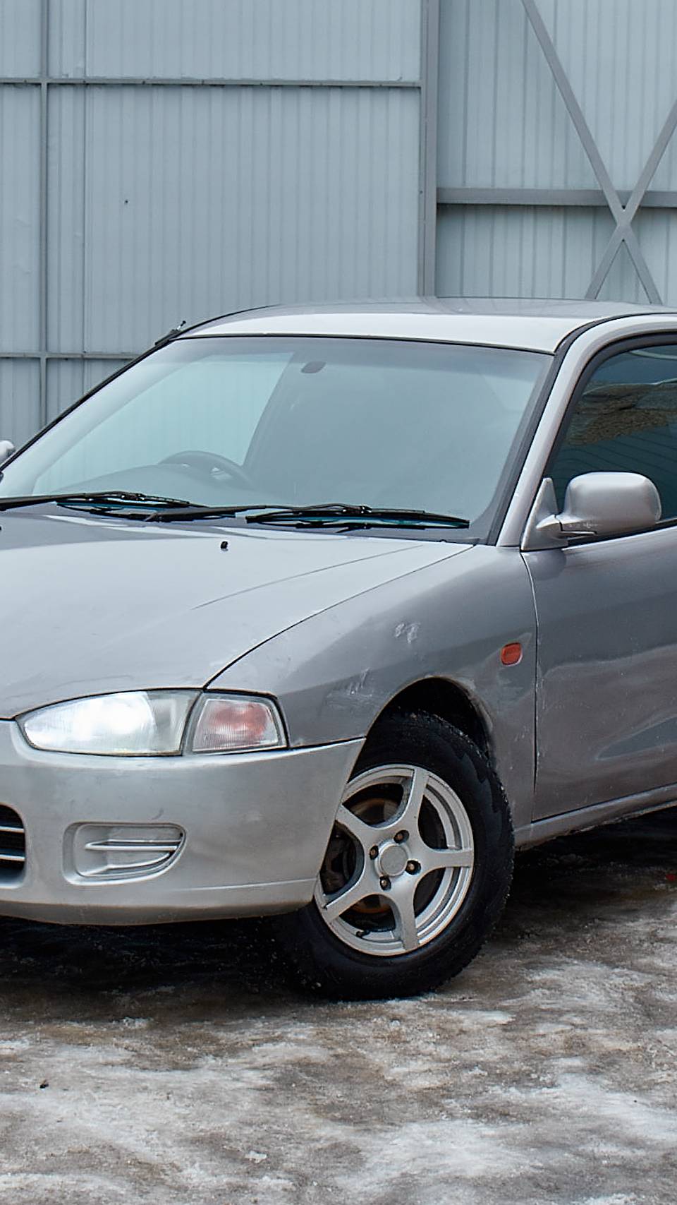 Обзор на Mitsubishi Mirage Купе 1.3 AT 1997г
