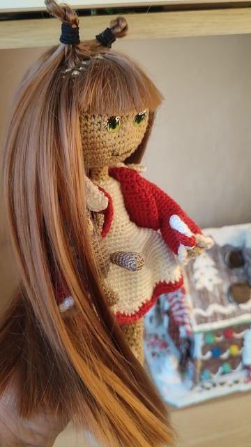 Девочка Карамелька
